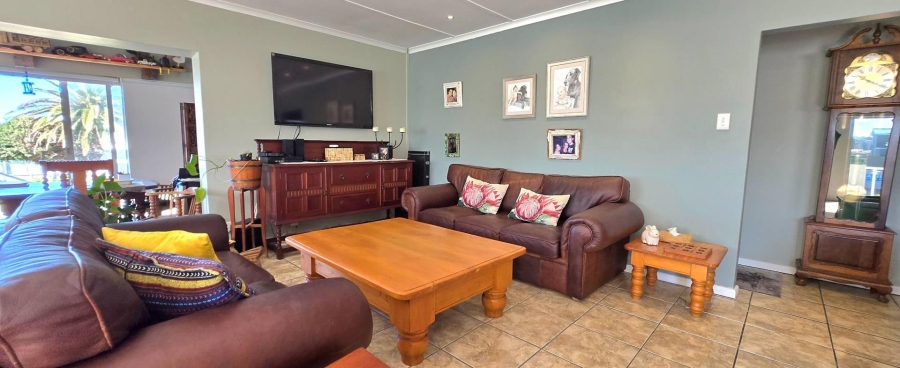 Commercial Property for Sale in Franskraal Western Cape